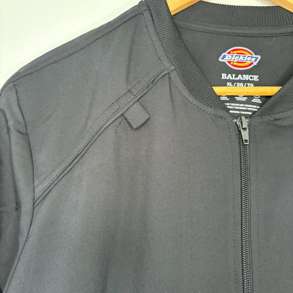 NWT Dickies Balance Zip-Front Medical Jacket Black‎ Size XL - Picture 3 of 7